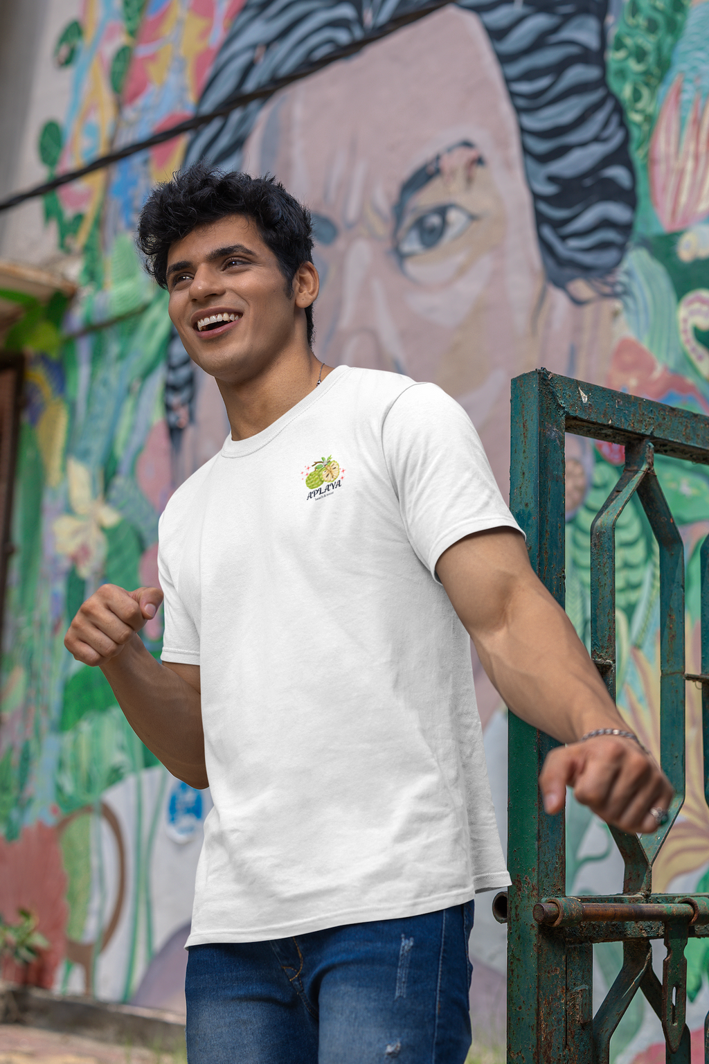 Atis Fruit Tee - Regular Fit in White